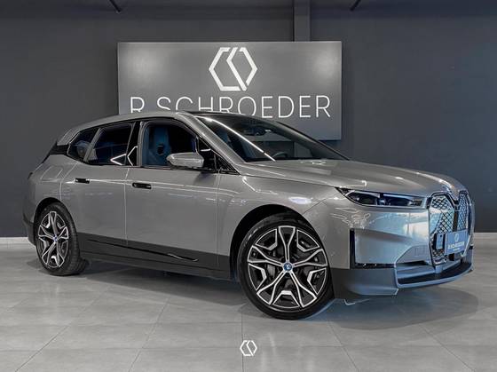 BMW iX ELÉTRICO XDRIVE40